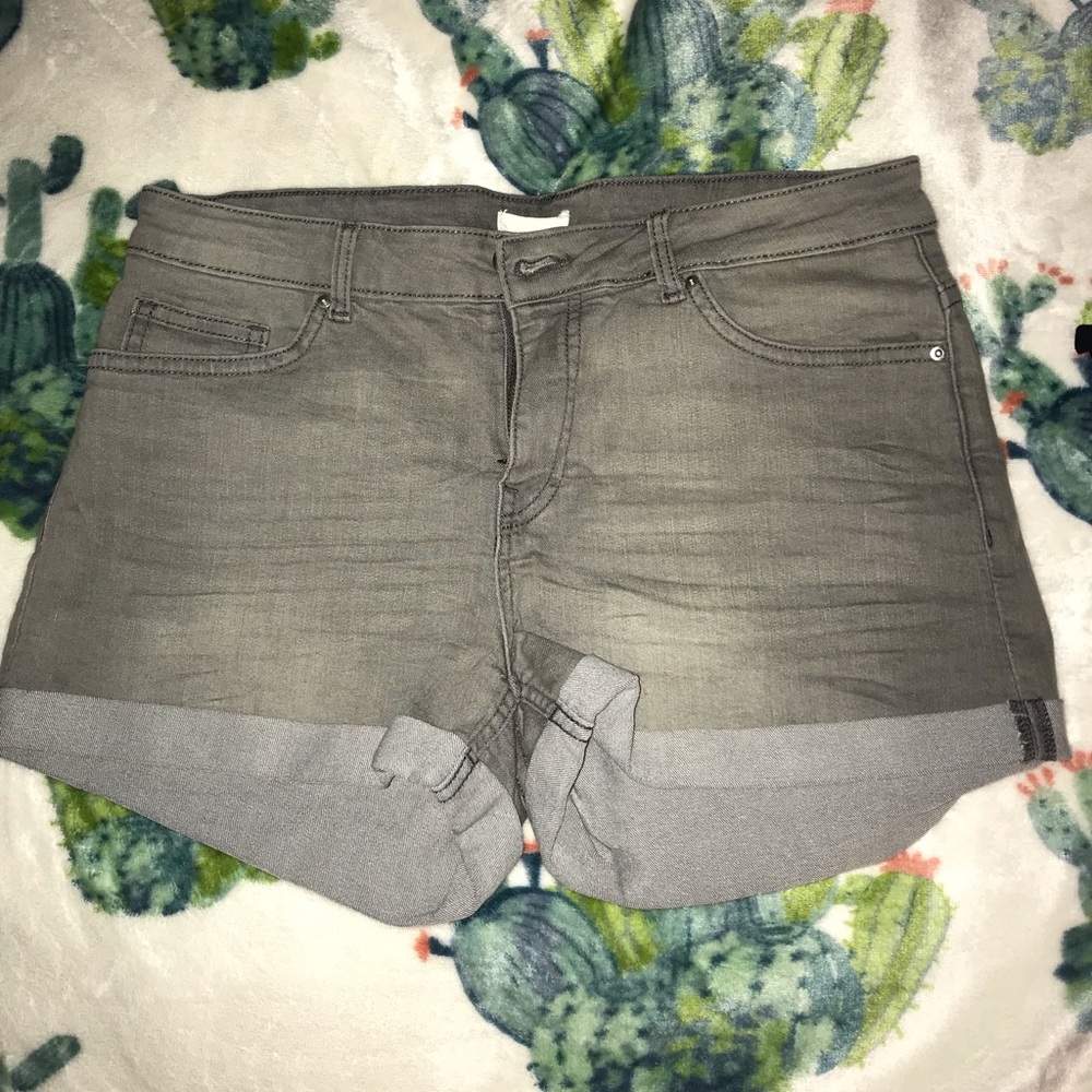 Gray jean shorts